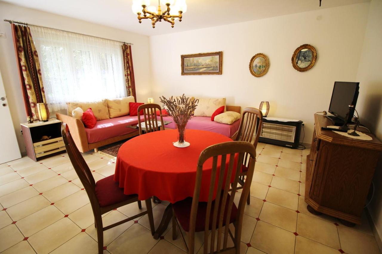 Apartment Duda Petrcane Εξωτερικό φωτογραφία