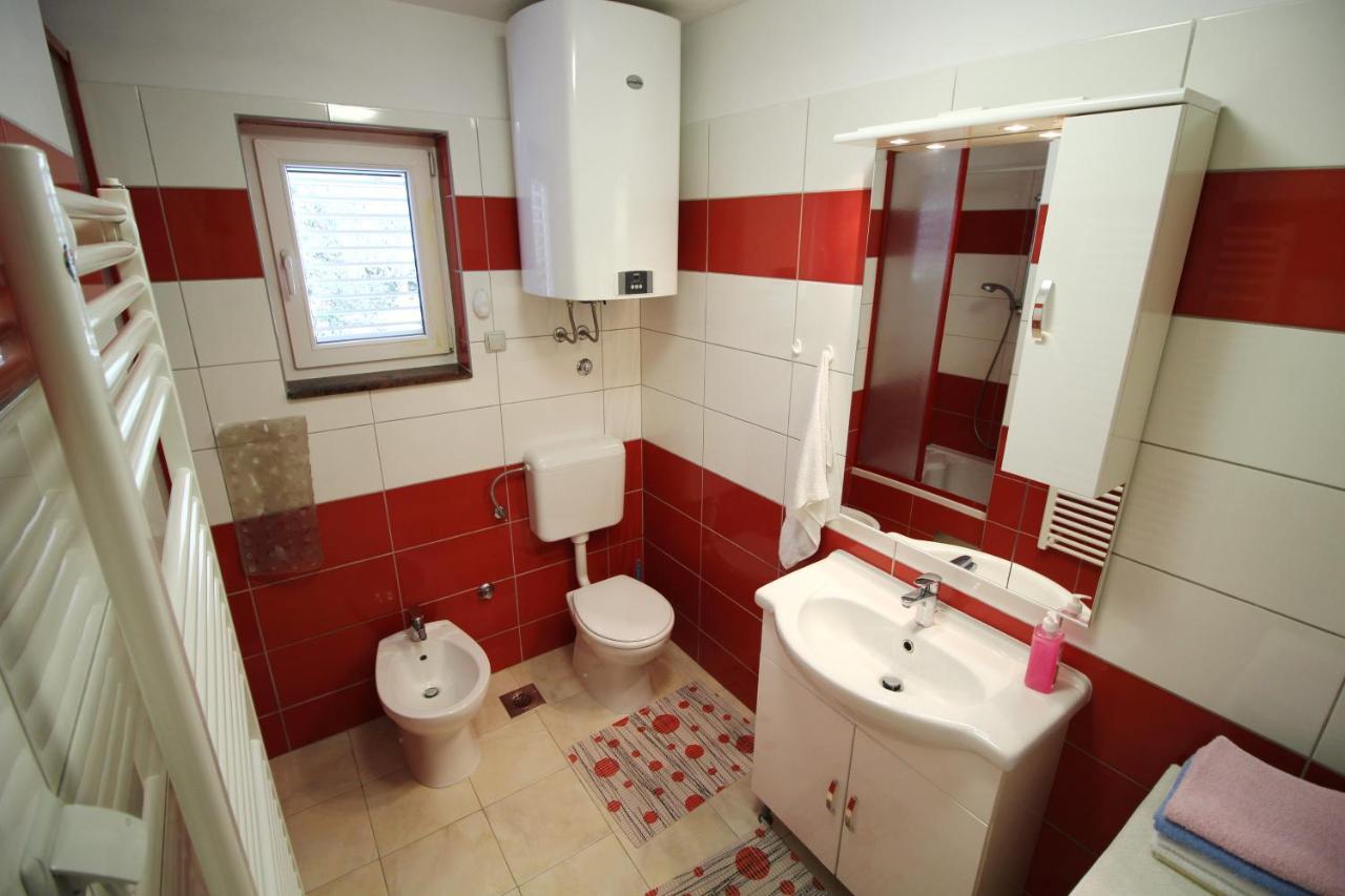 Apartment Duda Petrcane Εξωτερικό φωτογραφία
