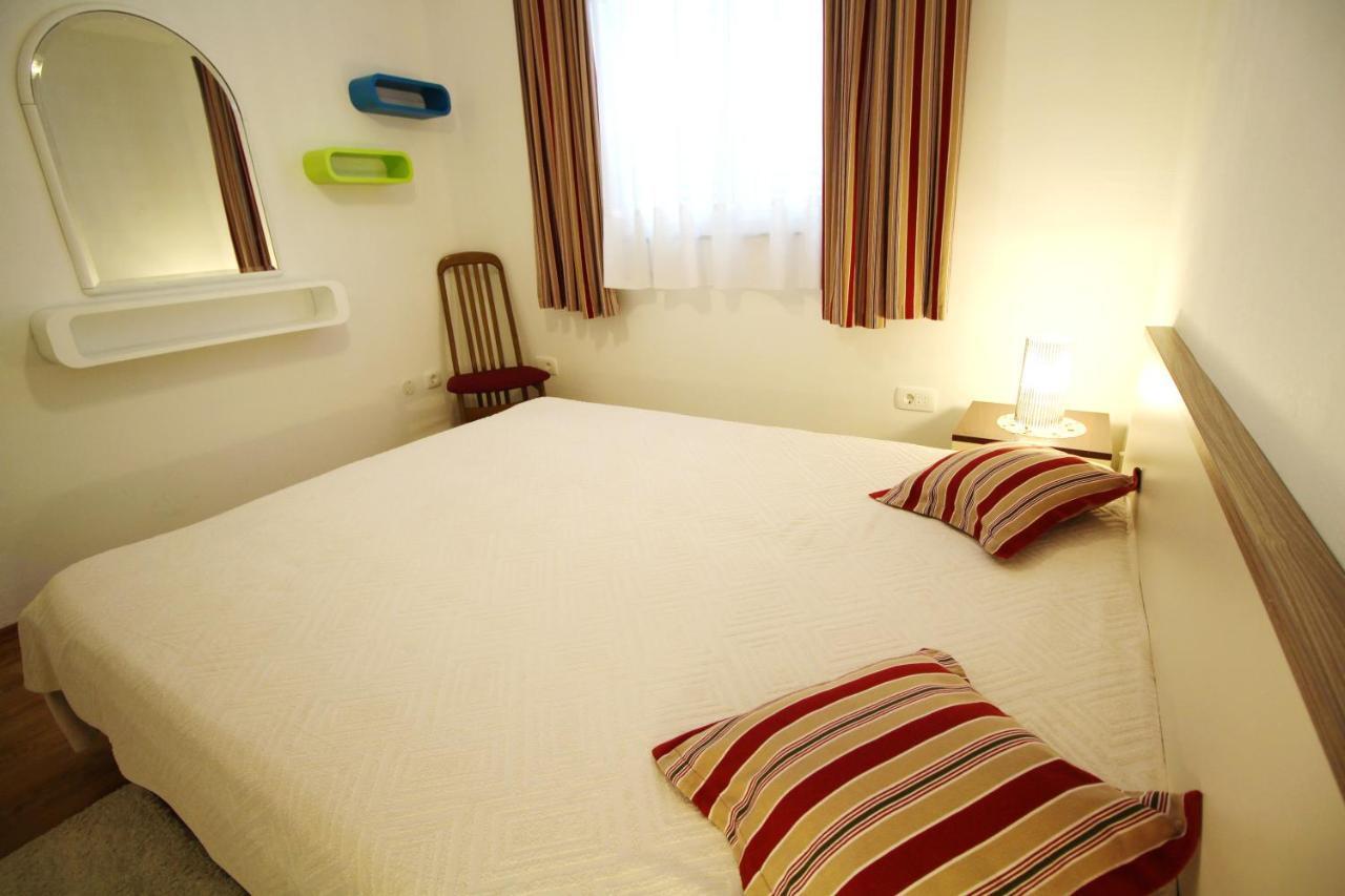 Apartment Duda Petrcane Εξωτερικό φωτογραφία