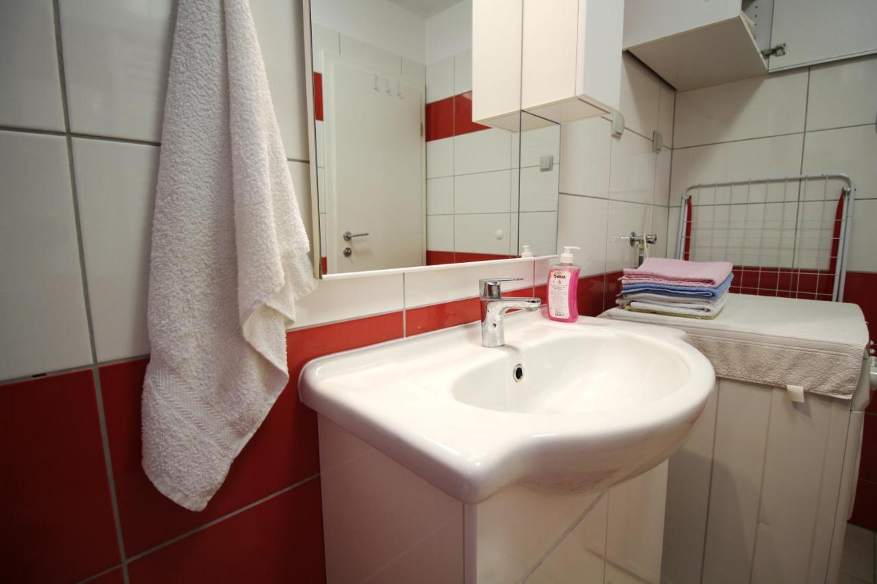 Apartment Duda Petrcane Εξωτερικό φωτογραφία